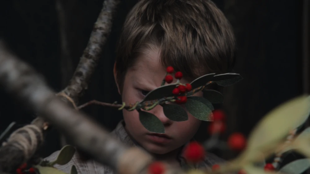 Still frame 145 from Hamnet (2025) directed by Chloe Zhao