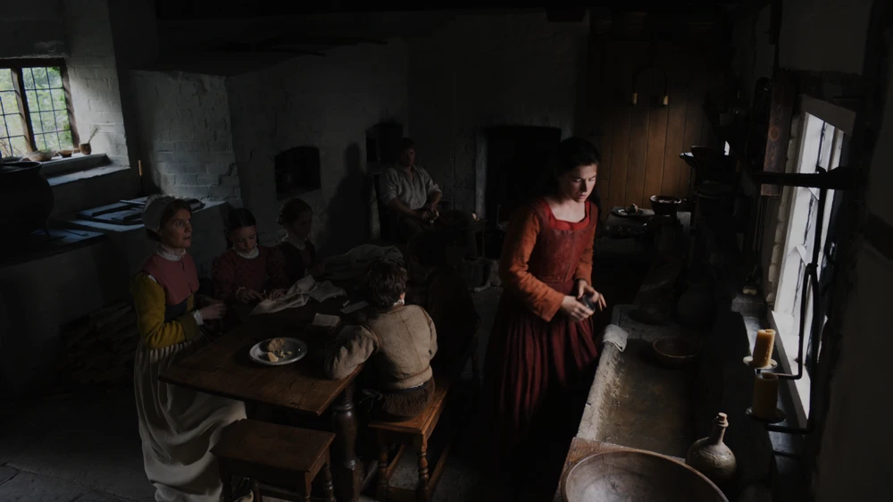 Still frame 16 from Hamnet (2025) directed by Chloe Zhao