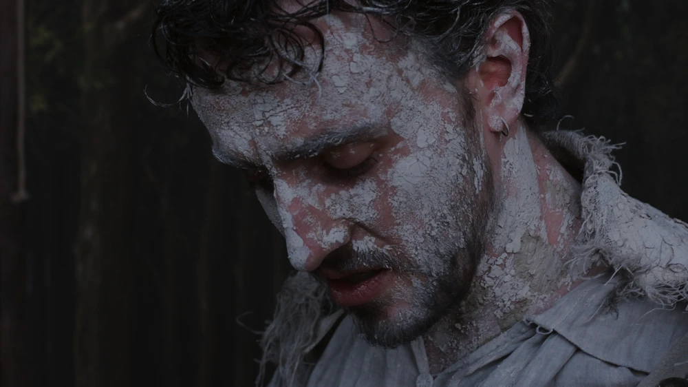 Still frame 220 from Hamnet (2025) directed by Chloe Zhao