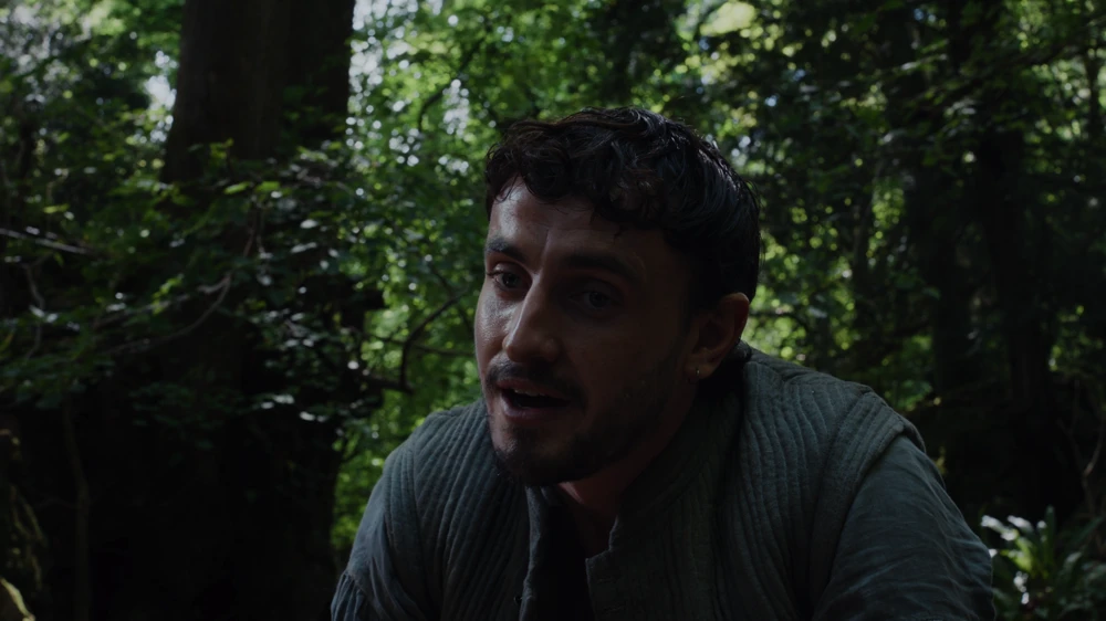 Still frame 32 from Hamnet (2025) directed by Chloe Zhao
