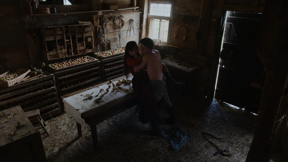 Still frame 43 from Hamnet (2025) directed by Chloe Zhao