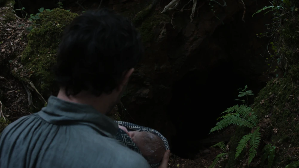Still frame 62 from Hamnet (2025) directed by Chloe Zhao