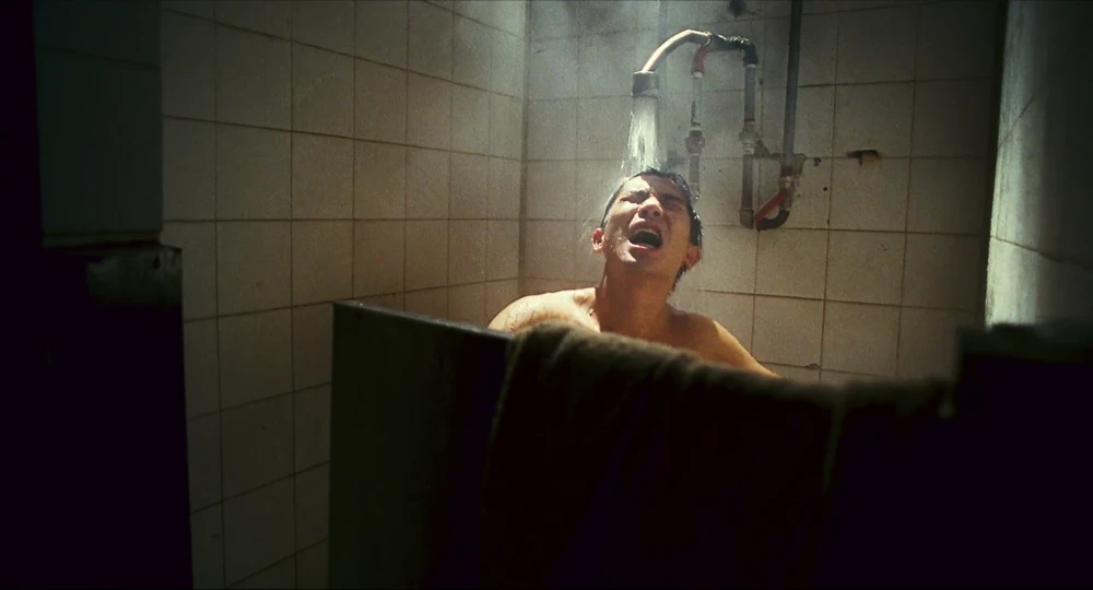 Still frame 112 from Happy Together (1997) directed by Wong Kar-Wai