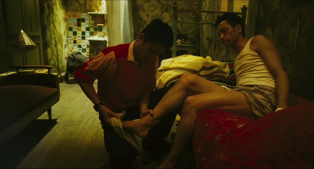 Still frame 40 from Happy Together (1997) directed by Wong Kar-Wai