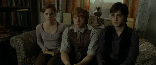 Still frame 23 from Harry Potter and the Deathly Hallows: Part 1 (2010) directed by David Yates