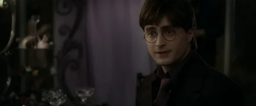 Still frame 28 from Harry Potter and the Deathly Hallows: Part 1 (2010) directed by David Yates
