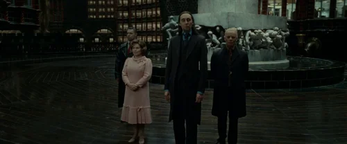 Still frame 40 from Harry Potter and the Deathly Hallows: Part 1 (2010) directed by David Yates