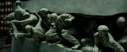 Still frame 46 from Harry Potter and the Deathly Hallows: Part 1 (2010) directed by David Yates
