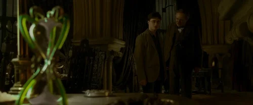 Still frame 50 from Harry Potter and the Half-Blood Prince (2009) directed by David Yates
