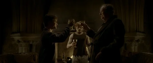 Still frame 75 from Harry Potter and the Half-Blood Prince (2009) directed by David Yates
