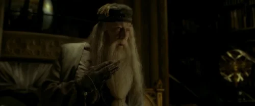 Still frame 101 from Harry Potter and the Half-Blood Prince (2009) directed by David Yates