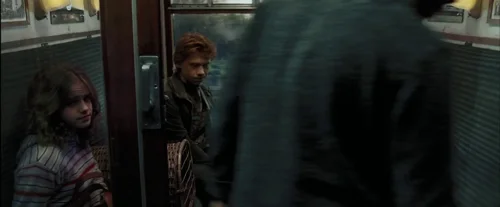 Still frame 16 from Harry Potter and the Prisoner of Azkaban (2004) directed by Chris Columbus