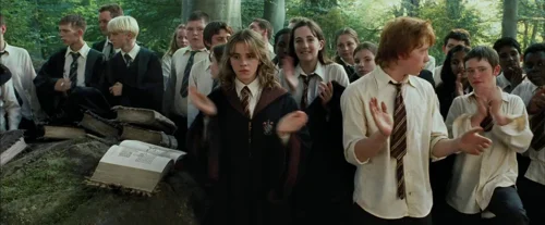 Still frame 30 from Harry Potter and the Prisoner of Azkaban (2004) directed by Chris Columbus