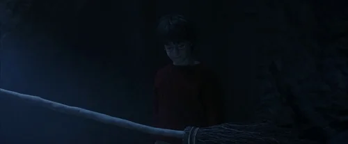 Still frame 142 from Harry Potter and the Sorcerer's Stone (2001) directed by Chris Columbus