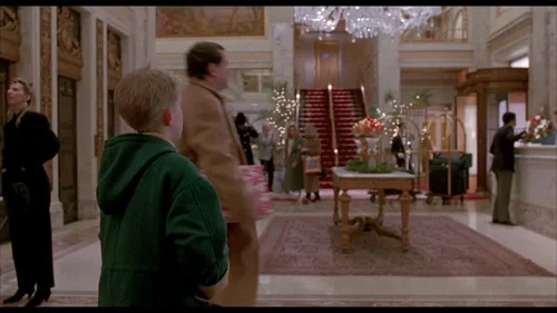 Still frame 23 from Home Alone 2: Lost in New York (1992) directed by Chris Columbus