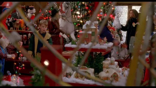 Still frame 43 from Home Alone 2: Lost in New York (1992) directed by Chris Columbus