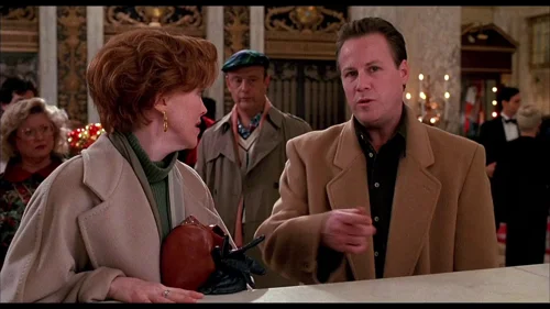 Still frame 68 from Home Alone 2: Lost in New York (1992) directed by Chris Columbus