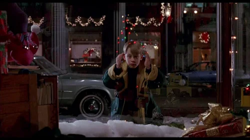 Still frame 72 from Home Alone 2: Lost in New York (1992) directed by Chris Columbus