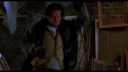 Still frame 79 from Home Alone 2: Lost in New York (1992) directed by Chris Columbus