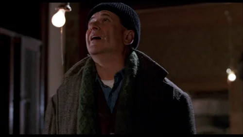 Still frame 81 from Home Alone 2: Lost in New York (1992) directed by Chris Columbus