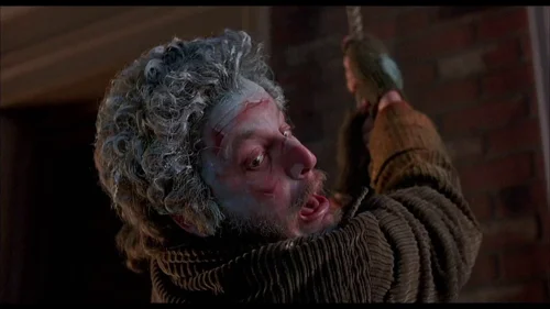 Still frame 89 from Home Alone 2: Lost in New York (1992) directed by Chris Columbus