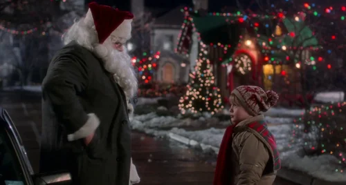 Still frame 57 from Home Alone (1990) directed by Chris Columbus