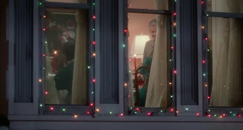 Still frame 58 from Home Alone (1990) directed by Chris Columbus