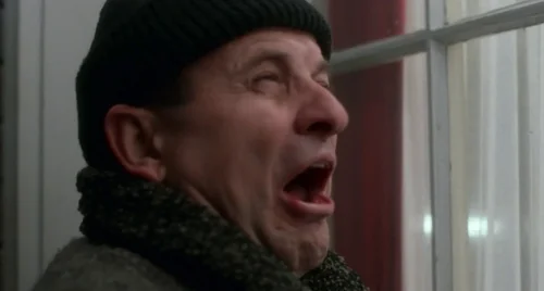 Still frame 68 from Home Alone (1990) directed by Chris Columbus