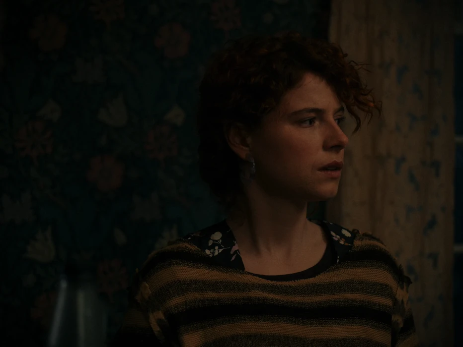 Still frame 72 from I'm Thinking of Ending Things (2020) directed by Charlie Kaufman
