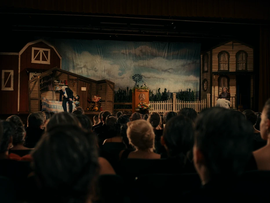 Still frame 233 from I'm Thinking of Ending Things (2020) directed by Charlie Kaufman