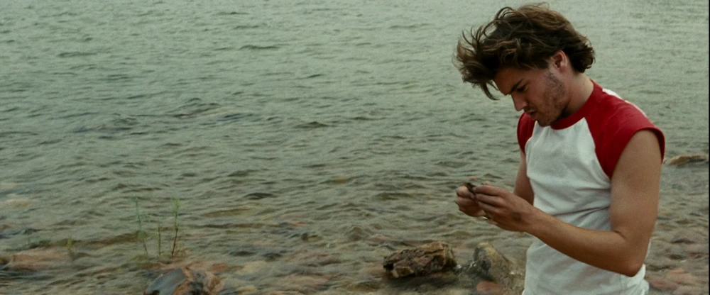 Still frame 111 from Into the Wild (2007) directed by Sean Penn