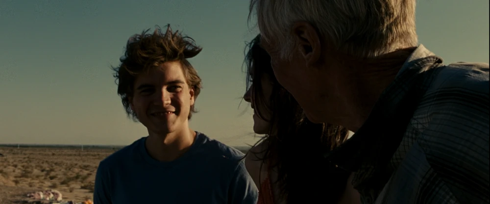 Still frame 198 from Into the Wild (2007) directed by Sean Penn