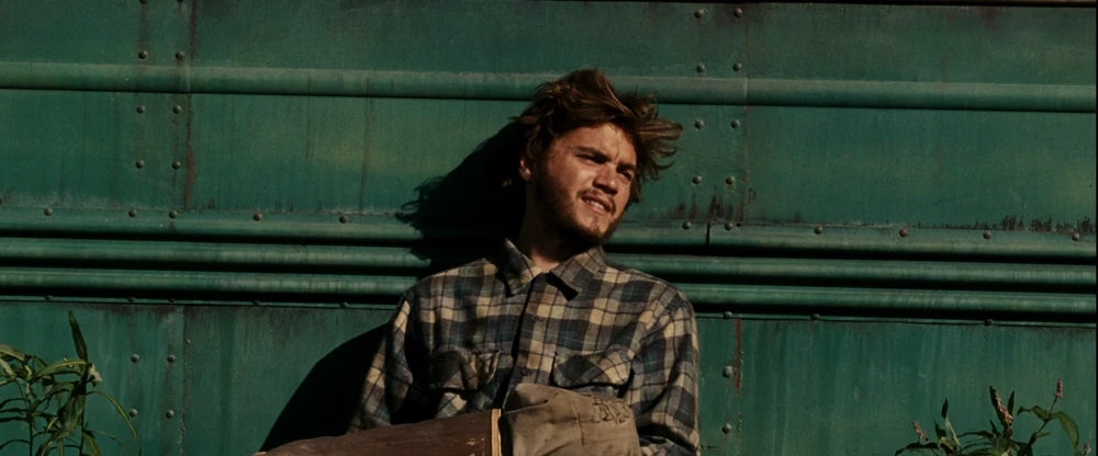 Still frame 220 from Into the Wild (2007) directed by Sean Penn