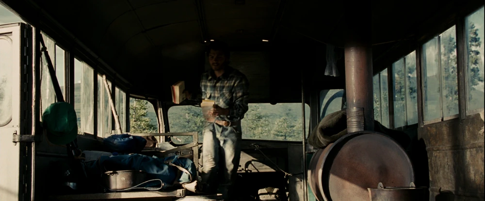 Still frame 222 from Into the Wild (2007) directed by Sean Penn