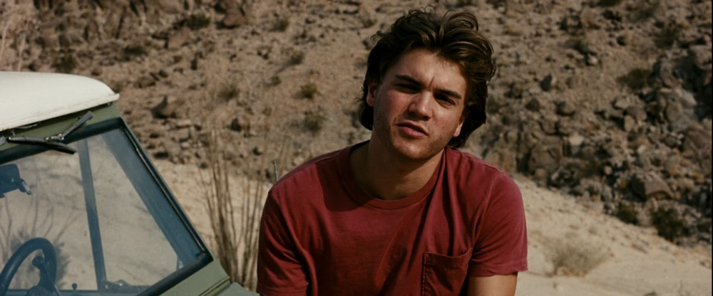 Still frame 235 from Into the Wild (2007) directed by Sean Penn