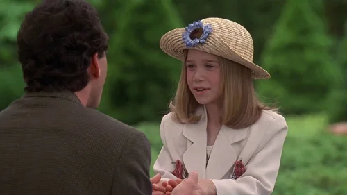Still frame 12 from It Takes Two (1995) directed by Andy Tennant