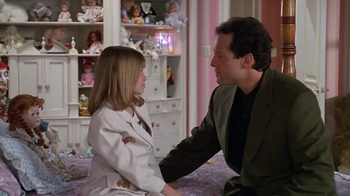 Still frame 14 from It Takes Two (1995) directed by Andy Tennant