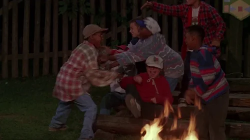 Still frame 29 from It Takes Two (1995) directed by Andy Tennant