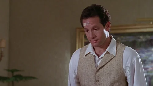 Still frame 44 from It Takes Two (1995) directed by Andy Tennant