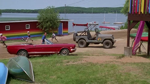 Still frame 46 from It Takes Two (1995) directed by Andy Tennant