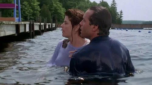 Still frame 57 from It Takes Two (1995) directed by Andy Tennant