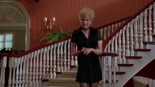 Still frame 60 from It Takes Two (1995) directed by Andy Tennant