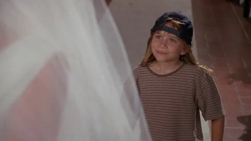 Still frame 78 from It Takes Two (1995) directed by Andy Tennant