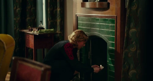 Still frame 88 from Jojo Rabbit (2019) directed by Taika Waititi