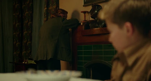 Still frame 95 from Jojo Rabbit (2019) directed by Taika Waititi