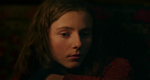 Still frame 131 from Jojo Rabbit (2019) directed by Taika Waititi