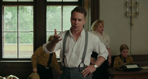 Still frame 133 from Jojo Rabbit (2019) directed by Taika Waititi