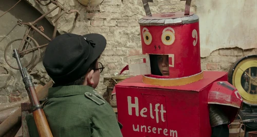 Still frame 143 from Jojo Rabbit (2019) directed by Taika Waititi