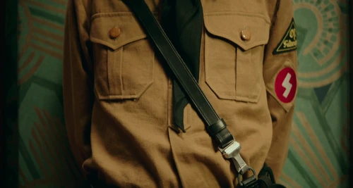 Still frame 151 from Jojo Rabbit (2019) directed by Taika Waititi