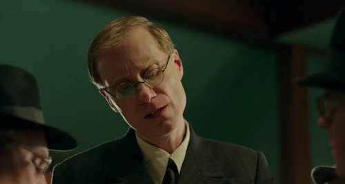 Still frame 171 from Jojo Rabbit (2019) directed by Taika Waititi